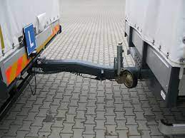 sprzeganie przyczepy